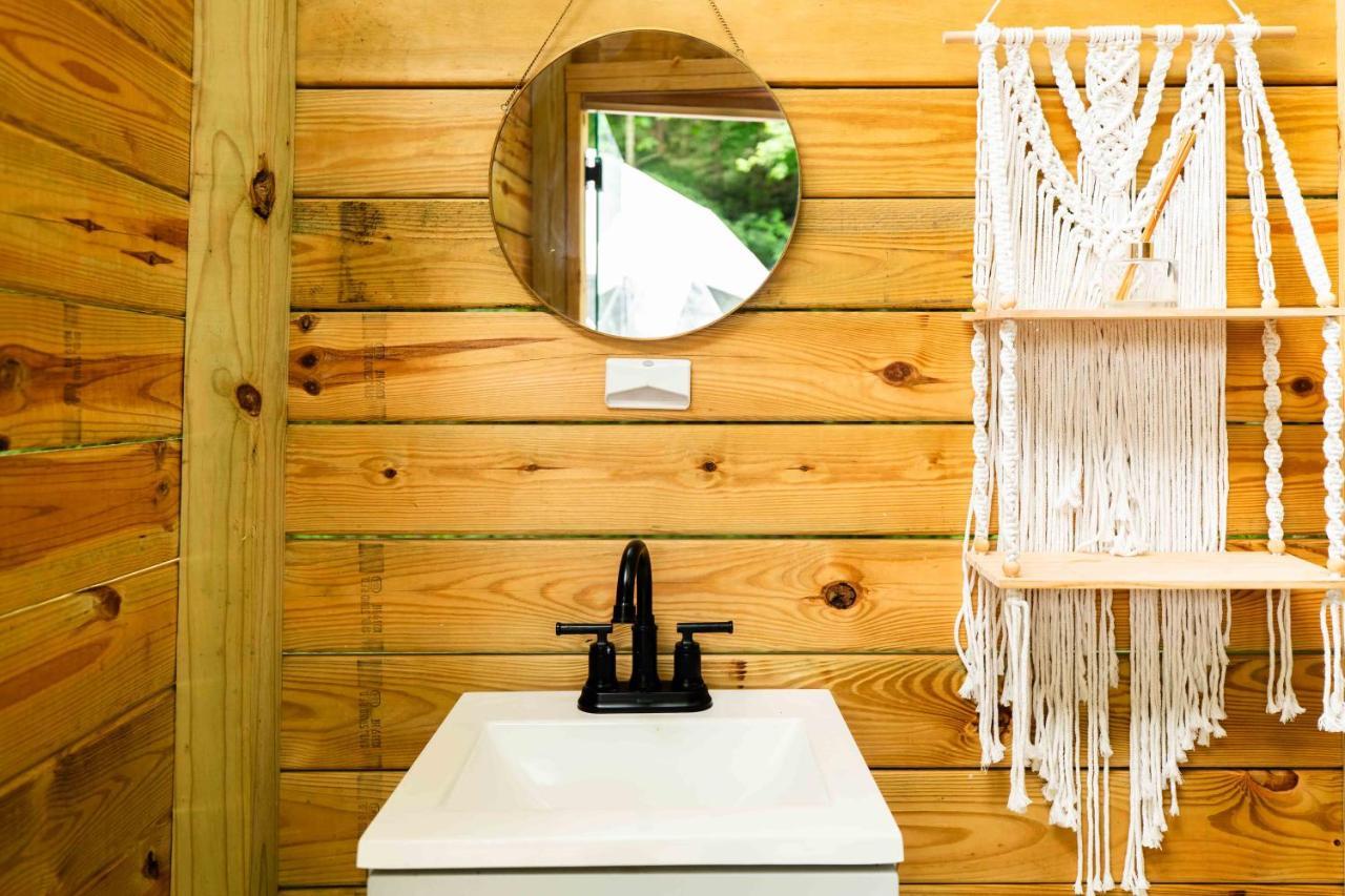 Campo de lujo Solace Glamping 2