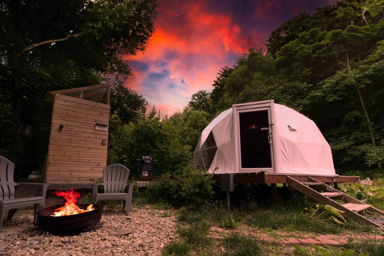 Campo de lujo Solace Glamping 2 *